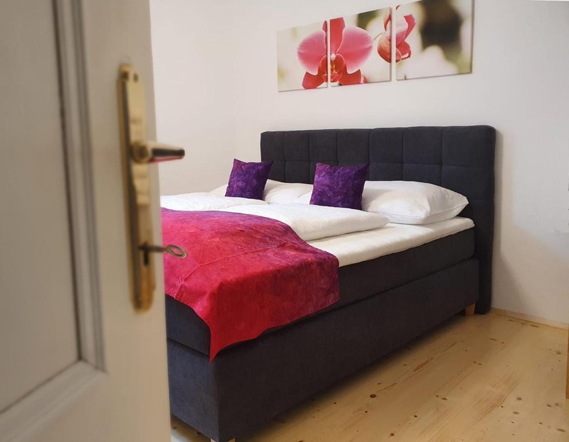 Bed and Breakfast Gastehaus Zur Roten Wand Oberarnsdorf Zewnętrze zdjęcie